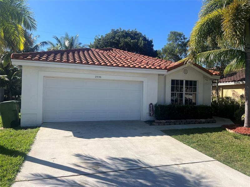 Foto principal - 2036 NW 183rd Cir