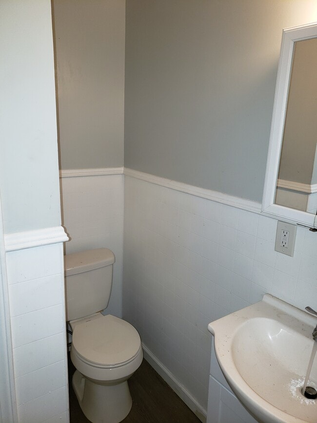 Bathroom - 806 Post St