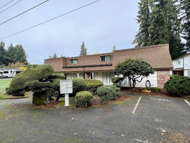 Foto del edificio - 2 BD Unit - Excellent Lacey Location