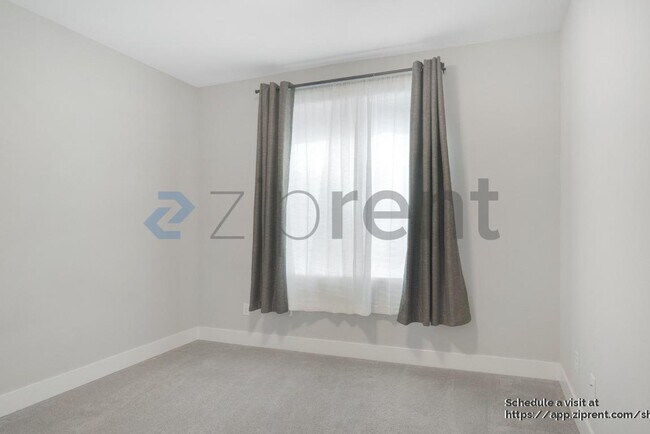 Foto del edificio - 3422 S 164th St