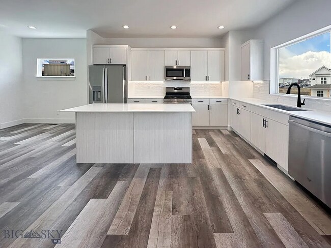 Building Photo - 509 Spaniel Ln