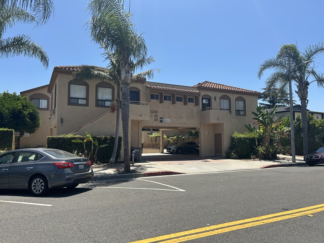 Foto del edificio - 1246 W. Gardena Apts