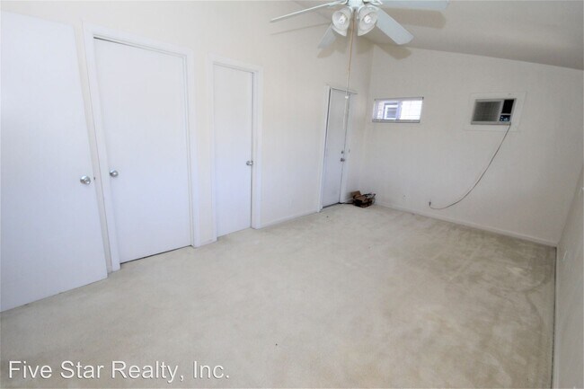 Building Photo - 2828 Kaimuki Ave