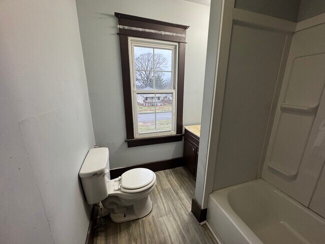 Foto del edificio - 1003 Main-E