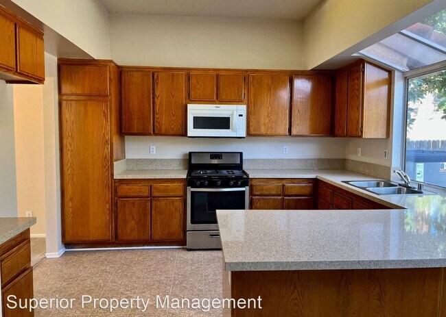 Building Photo - 4 br, 2.5 bath House - 6502 Torino Rd.