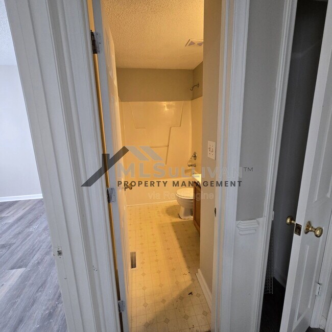 Building Photo - 5505 Drum Inlet Pl
