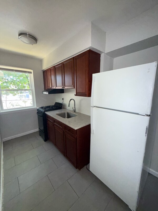 Building Photo - 241 Weequahic Ave