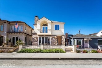 Building Photo - 119 Opal Ave