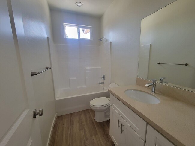 Foto del edificio - 8414 Grandy St