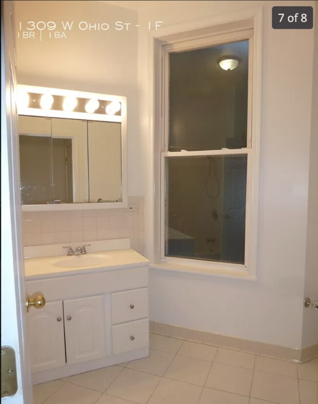 Building Photo - 1309 West Ohio Street, Unit 1F, Chicago, I...
