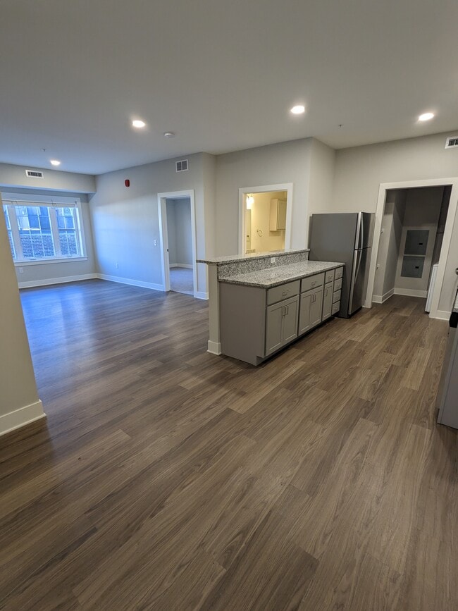 Open Floor Concept - Flats at 315