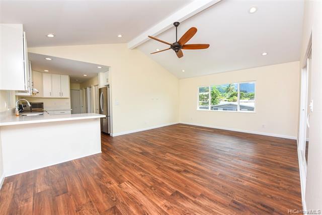 Building Photo - 545 Ulumu St