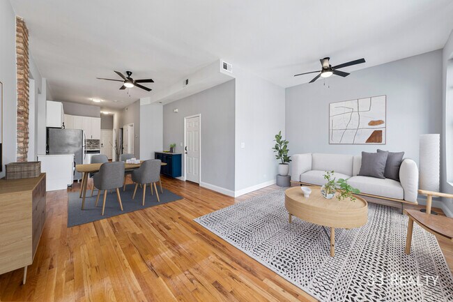 Foto del edificio - 1337 W Huron St