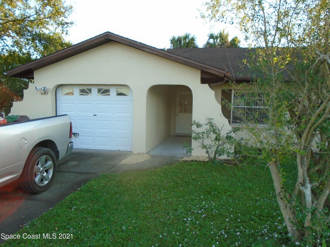 Primary Photo - 1777 Bruman Terrace