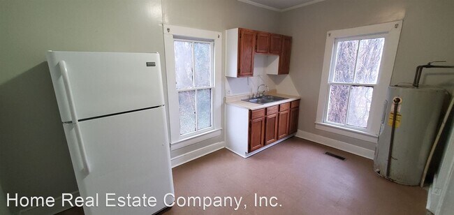 Building Photo - 2 br, 1 bath House - 1137 E. 23rd Street
