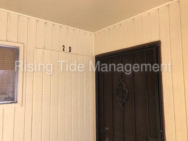 Building Photo - 937 52nd Pl N