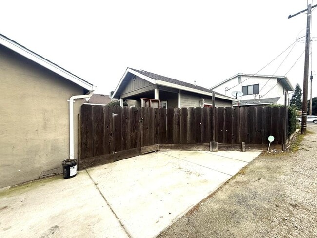 Foto del edificio - 61 Lambuth Ave