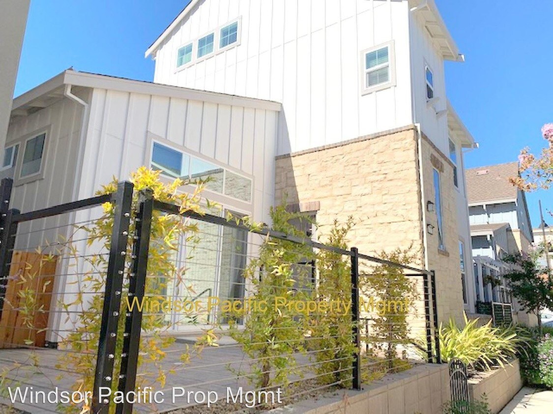 Foto principal - 3 br, 4 bath House - 4372 Healdsburg Way