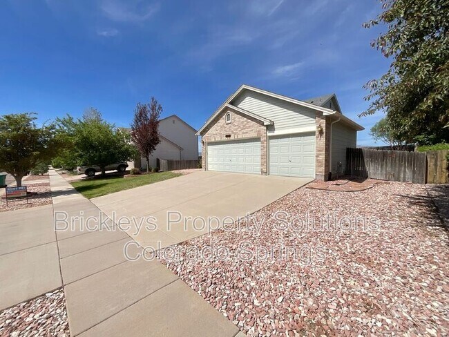 Building Photo - 6112 Chivalry Dr