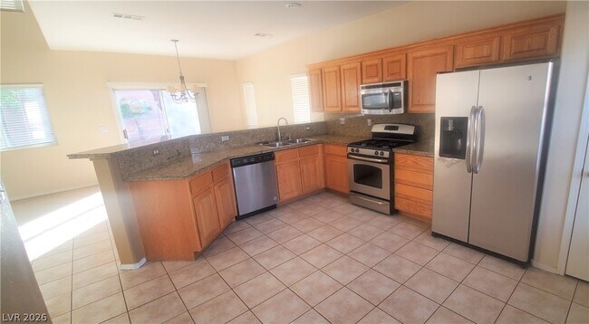 Building Photo - 531 Broken Shale Cir