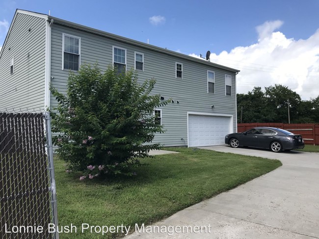 Foto del edificio - 4 br, 2.5 bath House - 842 N King St