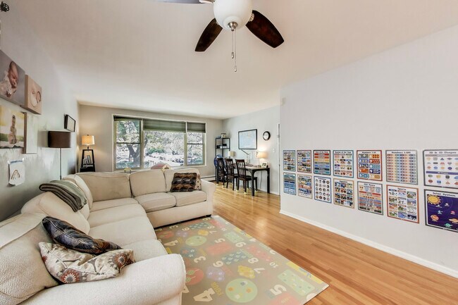 Foto del edificio - 5140 N Leavitt St