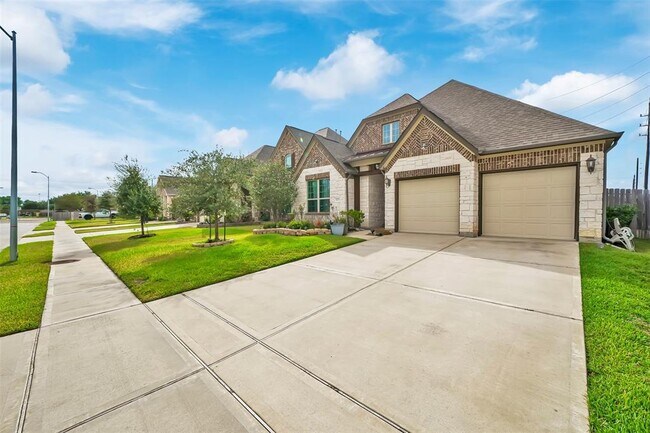 Foto del edificio - 14619 Birchwood Falls Trail