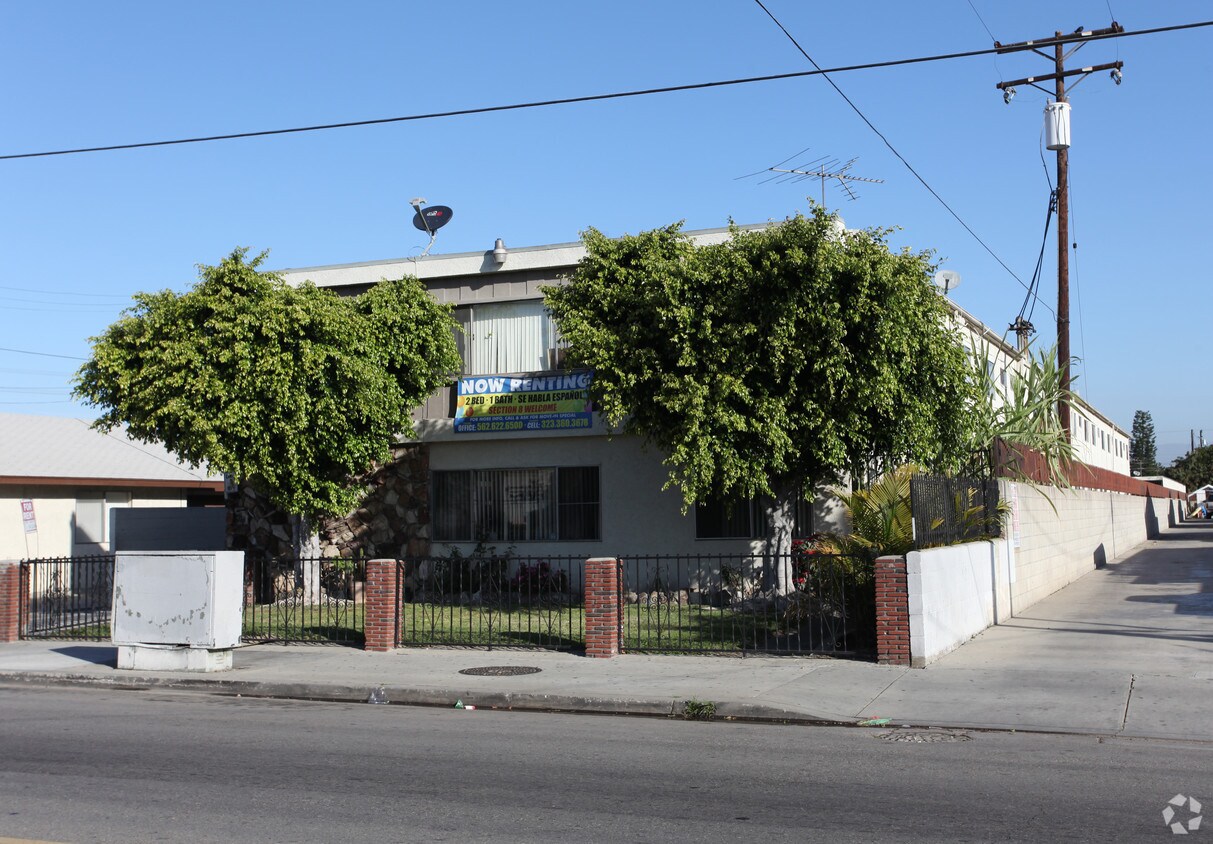 Foto del edificio - 5027 Clara St