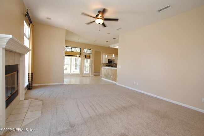 Foto del edificio - 13097 Harborton Dr