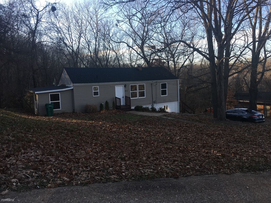 Primary Photo - 657 Northview Dr