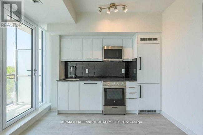 Photo du bâtiment - 90 Glen Everest Rd