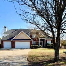 Building Photo - 3005 Edgewater Pointe