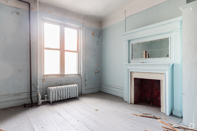 Living Space - 237 W 137th St