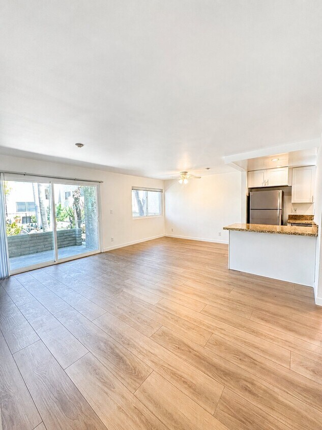 Photo - 108 N Helberta Ave (Redondo Beach, CA)