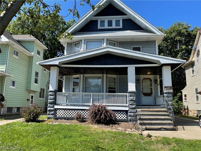 Front of House - 2088 W 101st St