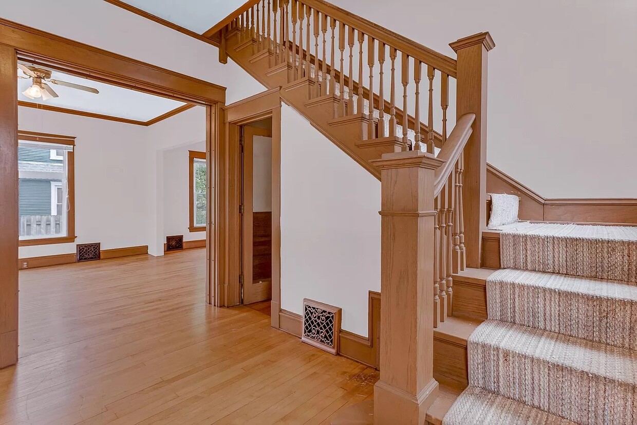 Foto principal - 1529 Erie Ave