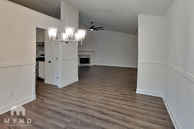 Building Photo - 3992 Moore Creek Dr