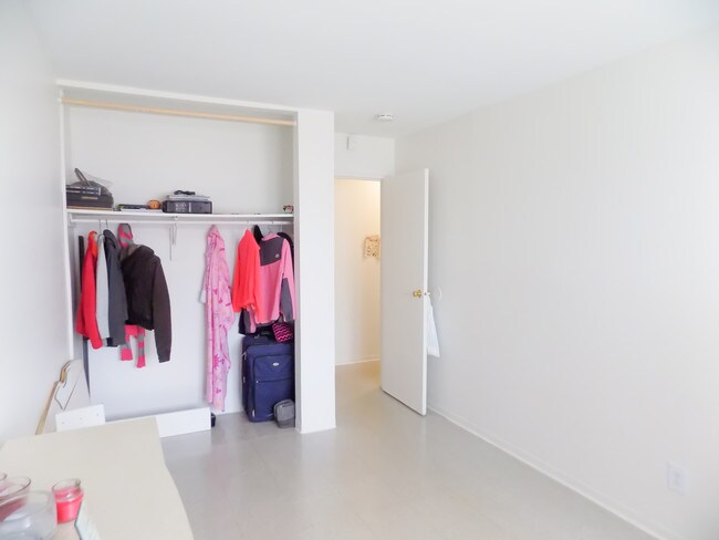 Bayside Village Apartments Newport Ri Apartments Com