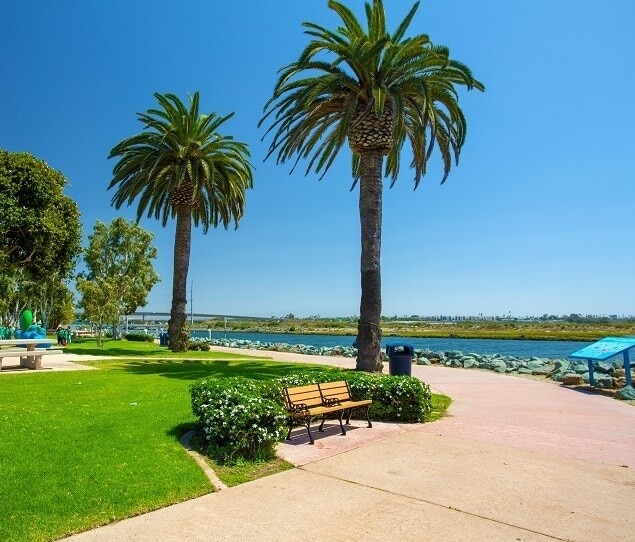 The 5.5-acre Pepper Park offers a fishing pier, a boat launch, and a playground