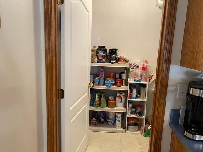 Storage for Pantry goods - 702 Vattier St