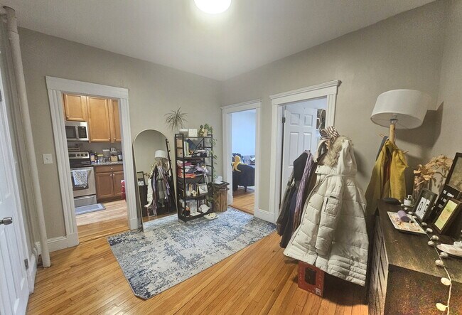 Foto del edificio - 370 Chestnut Hill Ave