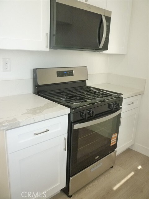 Foto del edificio - 16816 Yukon Ave