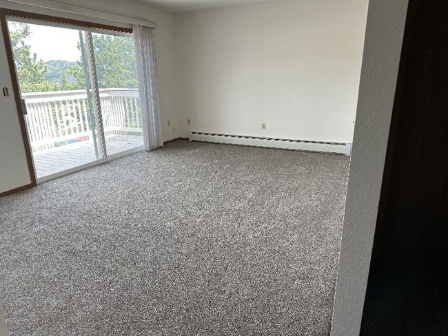 Photo - 600 Mossican Cir Apartment