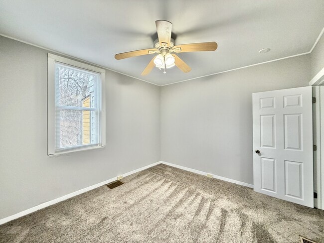 Building Photo - 710-712 S Ringold St