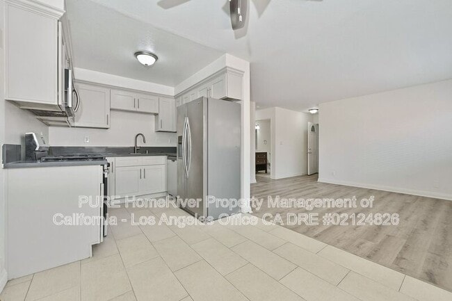 Foto del edificio - 1538 W 205th St