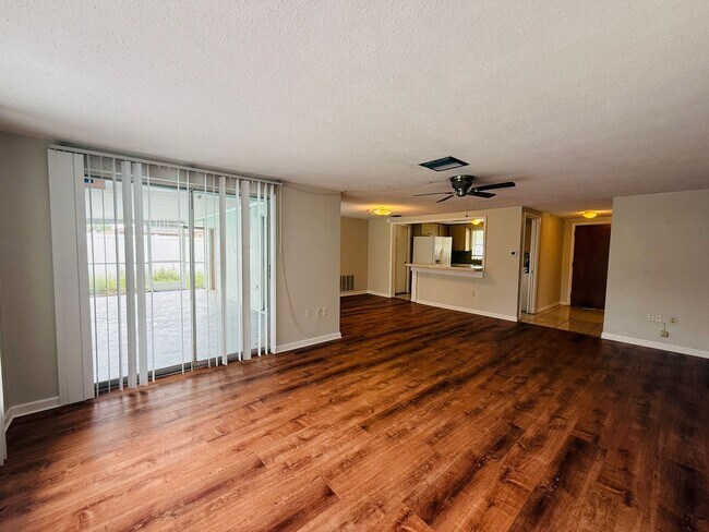 Foto del edificio - 2 bed 2 bath Pool Home in Port Richey