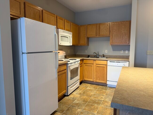 Foto del edificio - Emerson Hills Apartments