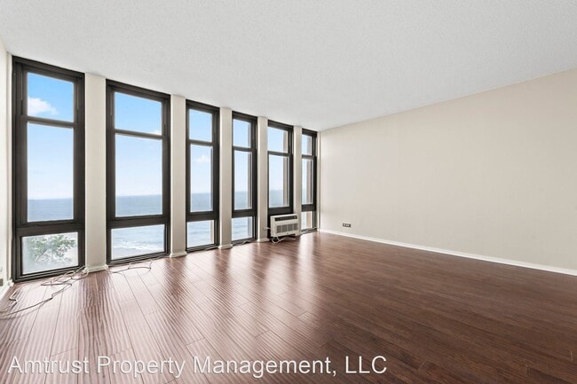 Building Photo - 1 br, 1 bath House - 6700 S South Shore Dr...