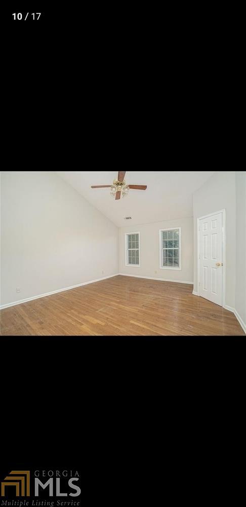 Foto del edificio - 1564 Heartwood Dr
