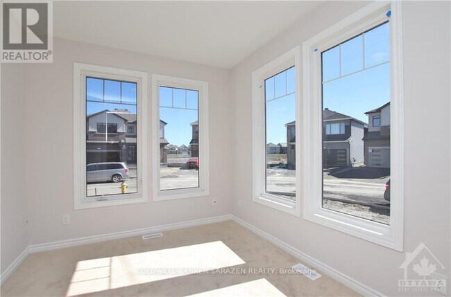 Building Photo - 924 Nokomis Pl